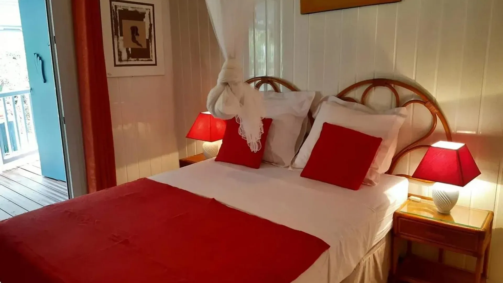 Dom wakacyjny Charmant Bungalow A Bouillante Avec Vue Sur La Mer