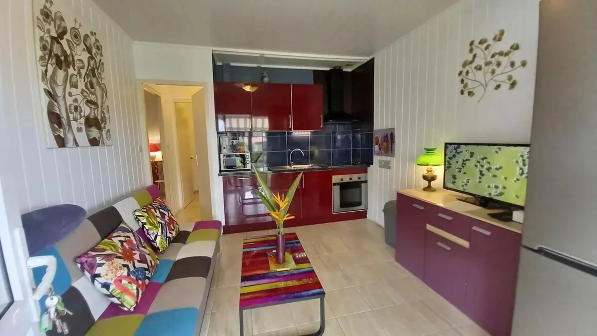 Bungalow de 2 chambres a Bouillante a 100 m de la plage avec vue sur la mer jardin amenage et wifi 0*,  Guadeloupe